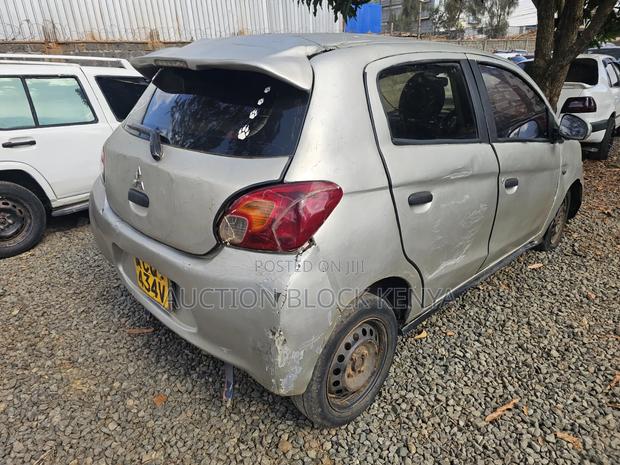 Mitsubishi Mirage 2012 Silver