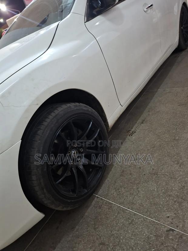 Toyota Mark X 2013 Pearl