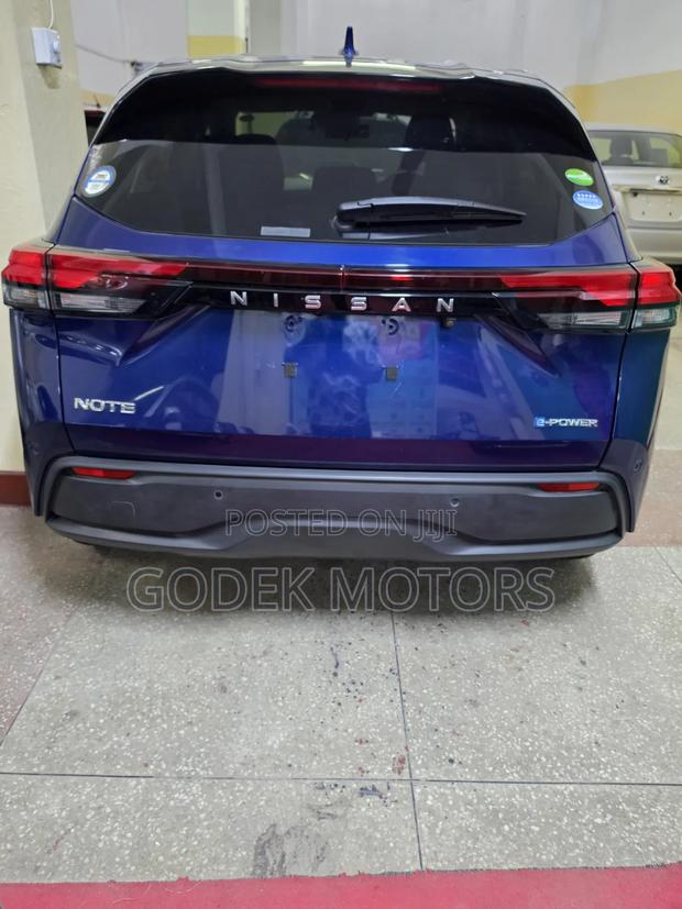 Nissan Note 1.2 Hybrid 2021 Blue