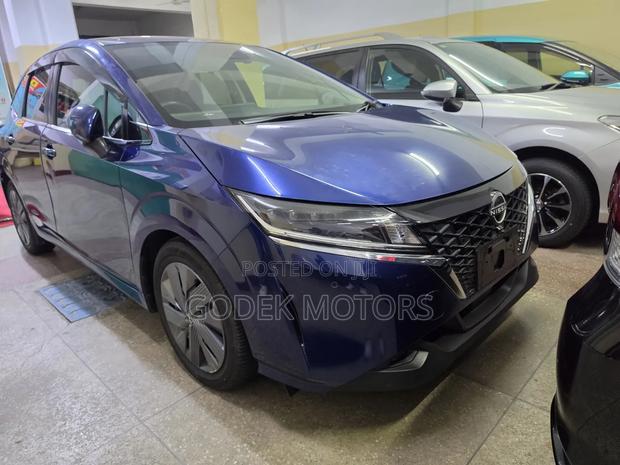 Nissan Note 1.2 Hybrid 2021 Blue