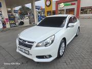 Subaru Legacy 2011 White for sale