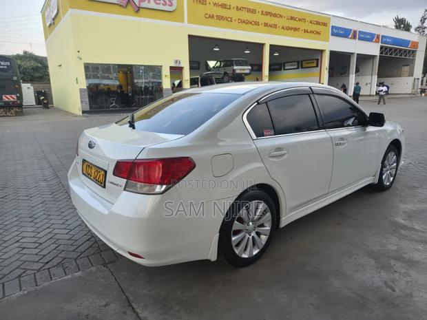 Subaru Legacy 2011 White