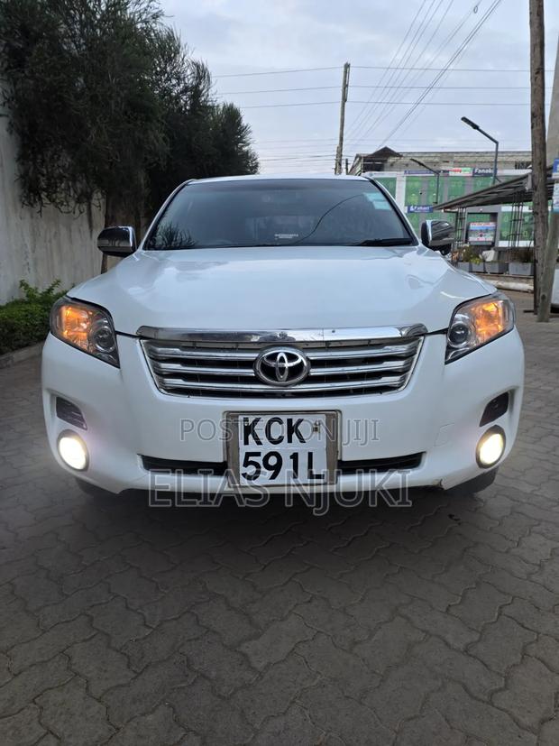 Toyota Vanguard 2010 Pearl