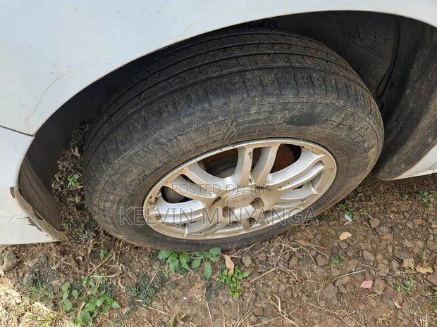 Nissan Serena 2016 White