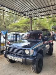 Mitsubishi Pajero 1991 Gold for sale