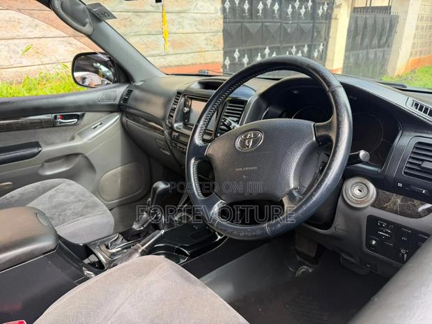 Toyota Land Cruiser Prado 2007 Black