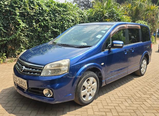 Nissan Lafesta 2011 Blue