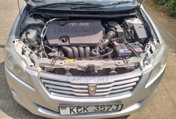 Toyota Premio 2010 Silver