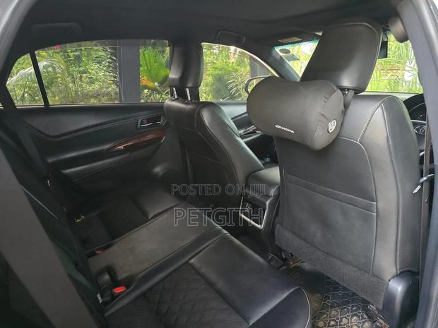 Toyota Harrier 2.0 2015 Pearl