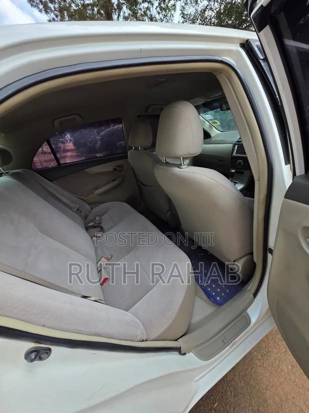 Toyota Axio 2010 White
