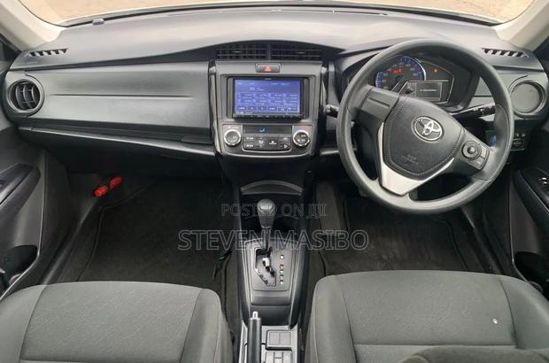 Toyota Axio 2020 Silver