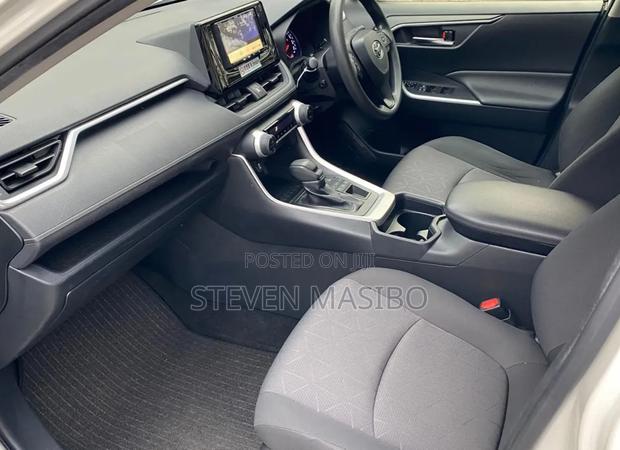 Toyota RAV4 2020 White