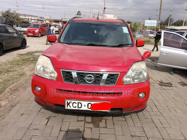 Nissan X-Trail 2010 Red
