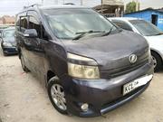 Toyota Voxy 2012 for sale