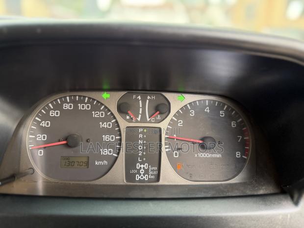Mitsubishi Pajero IO 2000 Silver
