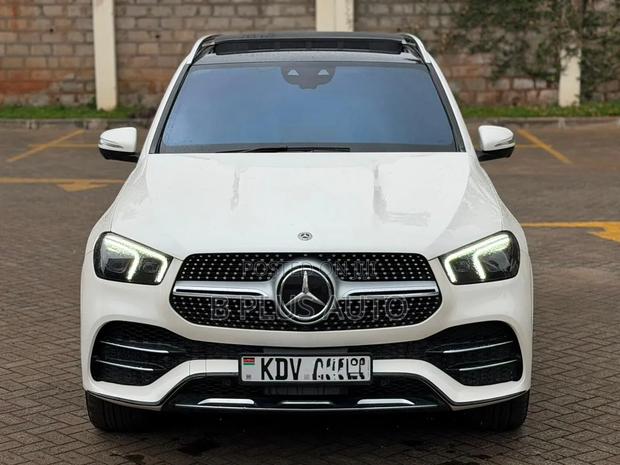 Mercedes-Benz GLE-Class 2019 White