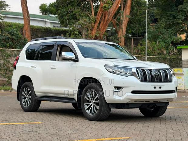 Toyota Land Cruiser Prado 2020 Pearl