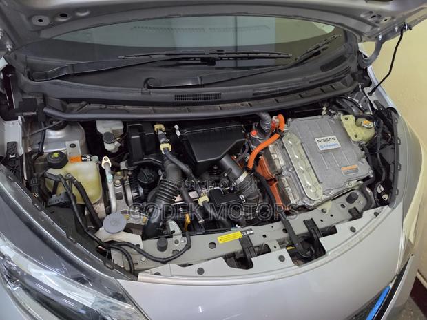 Nissan Note 2019 Silver