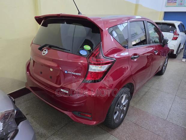 Nissan Note 2019 Red