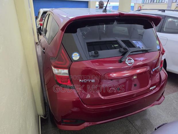Nissan Note 2019 Red