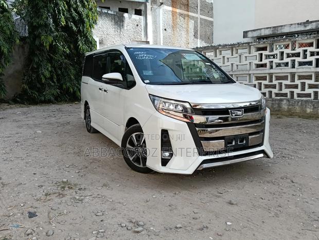 Toyota Noah 2019 Pearl
