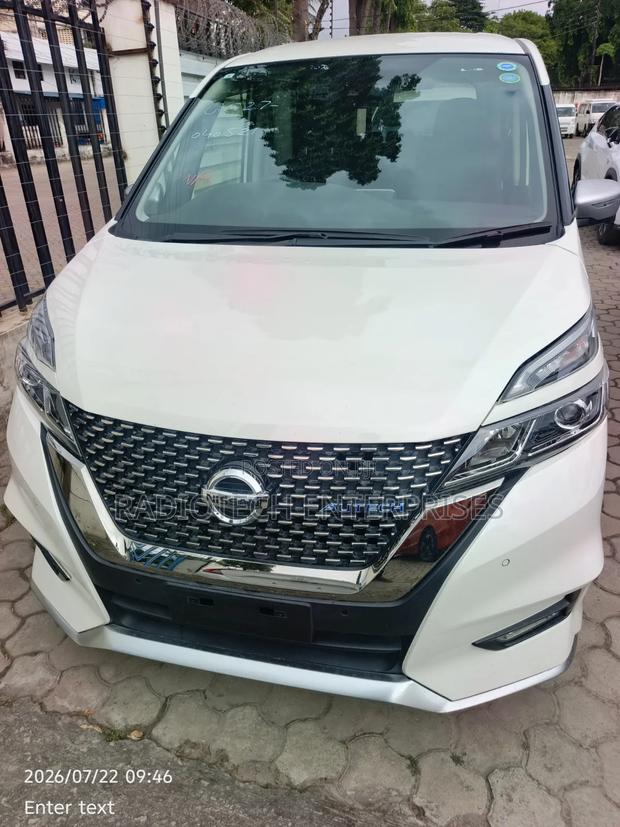 Nissan Serena 2020 White