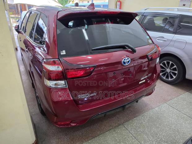 Toyota Corolla Fielder 2019 Red
