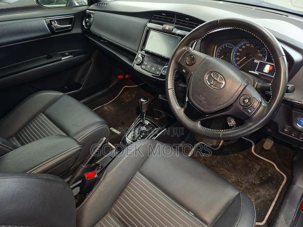 Toyota Corolla Fielder 2019 Red