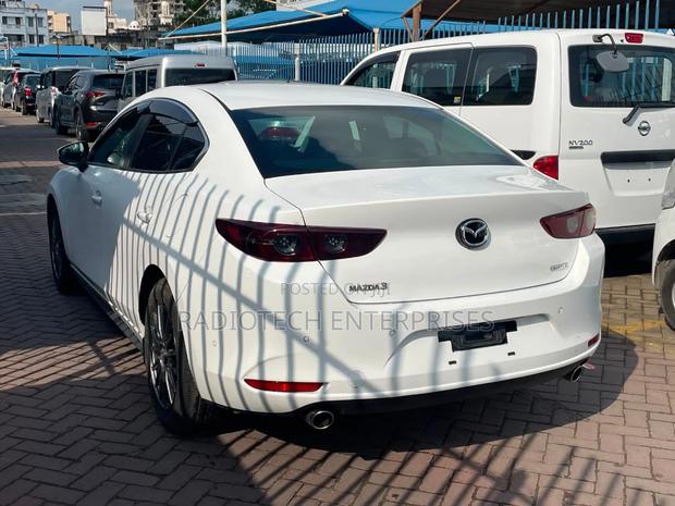 Mazda 3 2019 White