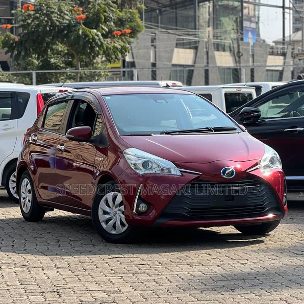 Toyota Vitz 1.5 FWD Hybrid 5dr 2019 Red