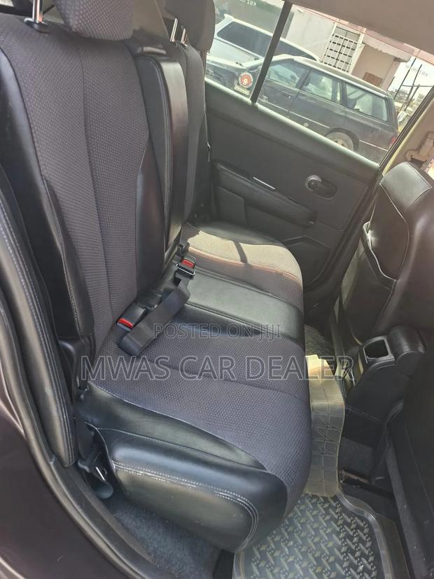 Nissan Tiida 2007 Gray