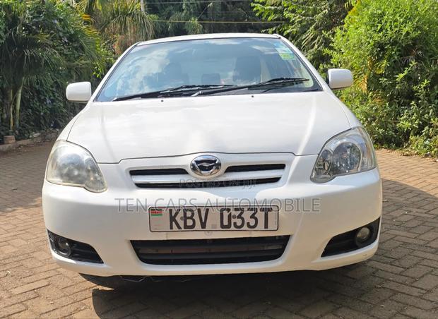 Toyota Corolla RunX 2006 White