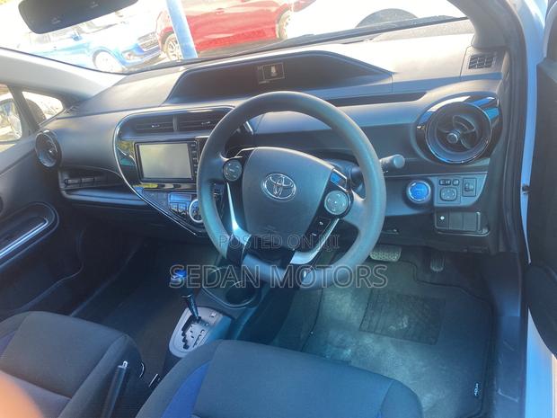 Toyota Aqua 2019 Pearl