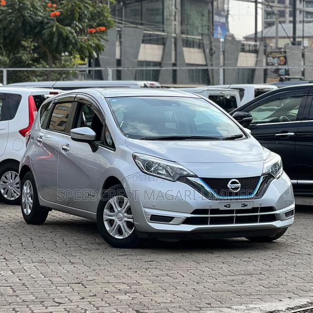 Nissan Note 1.2 Hybrid 2019 Gray