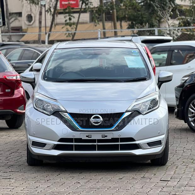 Nissan Note 1.2 Hybrid 2019 Gray