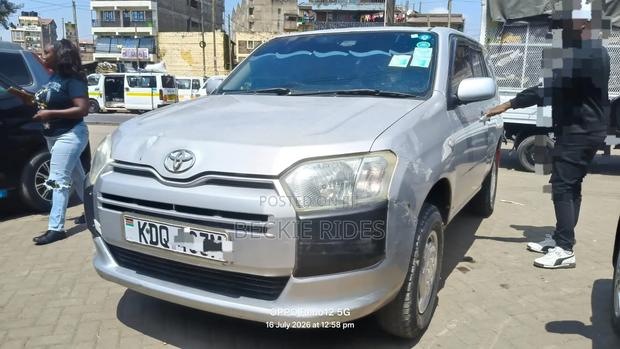 Toyota Succeed SV Premium 2016 Silver
