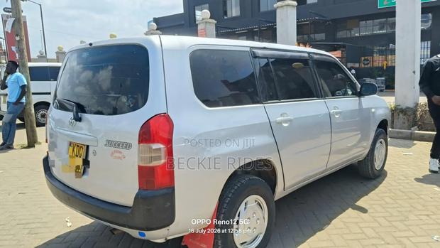 Toyota Succeed SV Premium 2016 Silver
