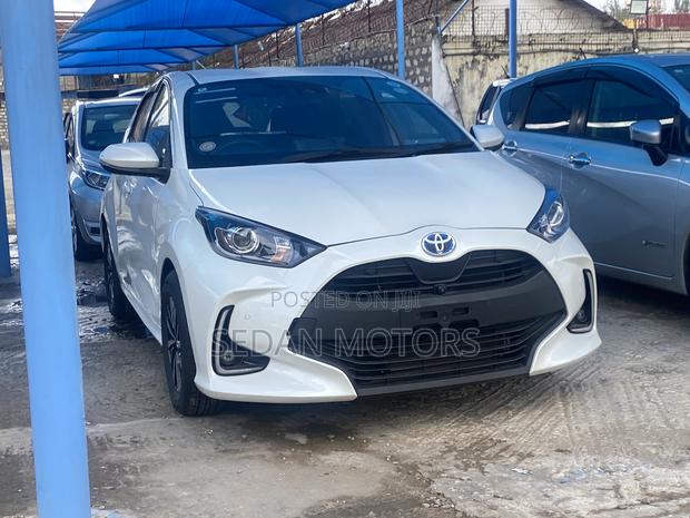 Toyota Yaris 2019 White