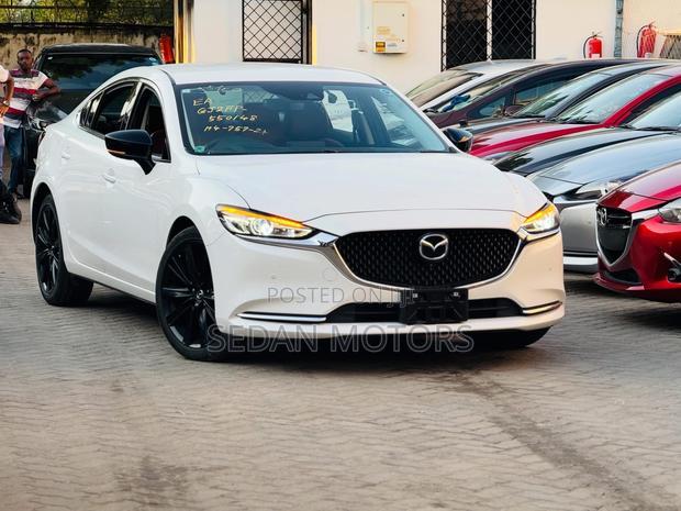Mazda Atenza 2019 Off white