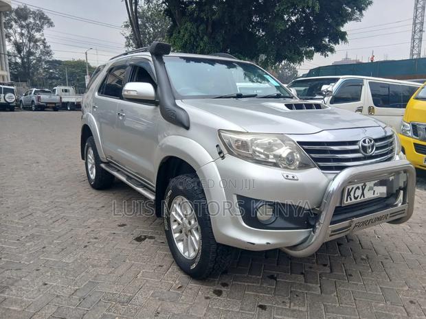 Toyota Fortuner 2007 Silver