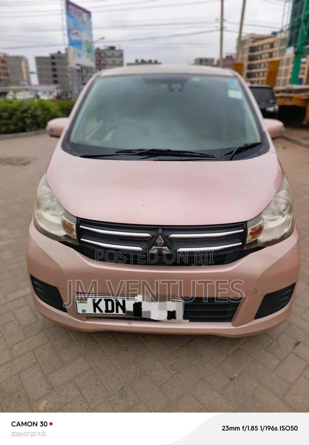 Mitsubishi EK Wagon 2016 Pink