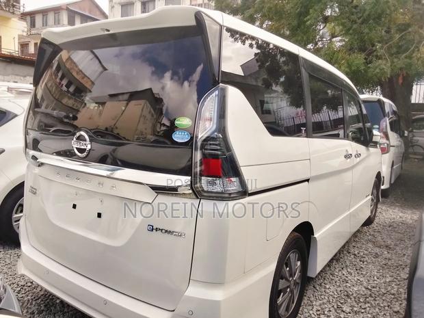 Nissan Serena 2019 White