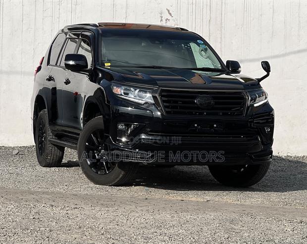 Toyota Land Cruiser Prado 2.7 2021 Black