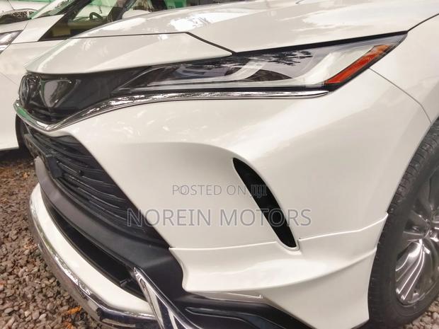 Toyota Harrier 2020 White