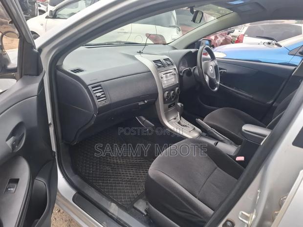 Toyota Corolla Fielder 2010