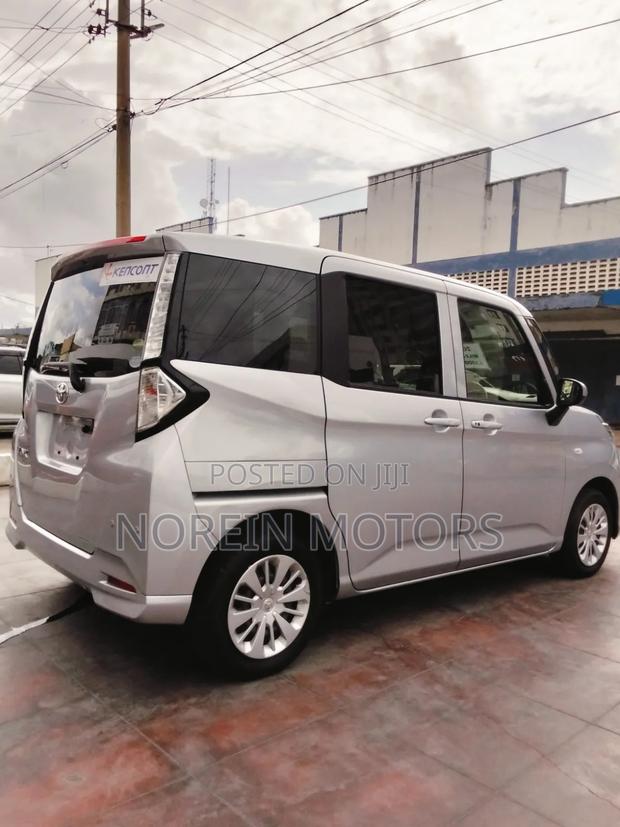 Toyota Tank 2019 Silver