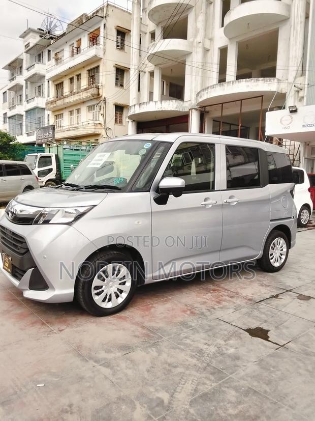 Toyota Tank 2019 Silver