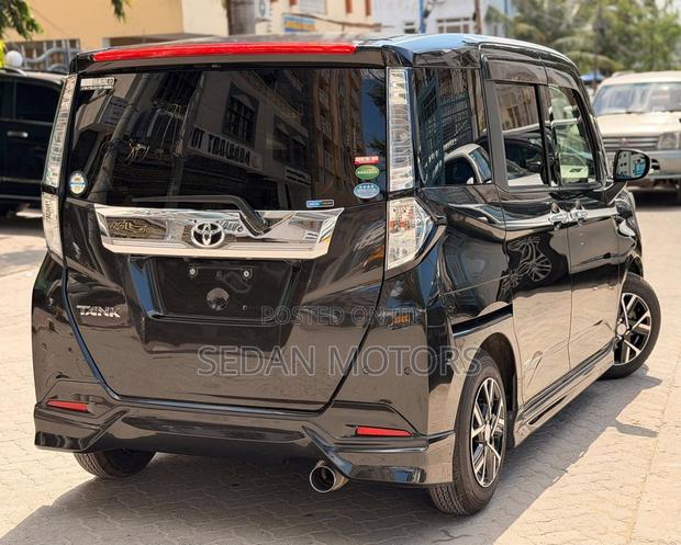 Toyota Tank 2019 Matt Black