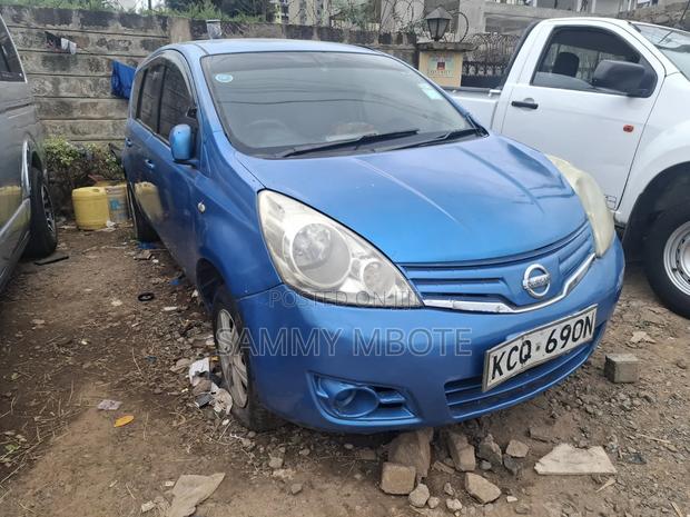 Nissan Note 2011 Blue