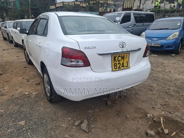 Toyota Belta 2010 White